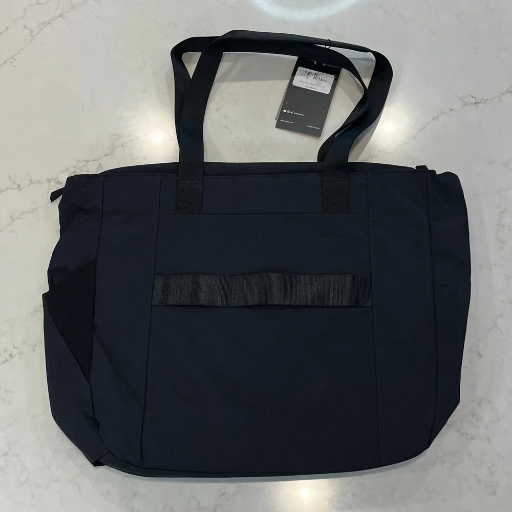 ALPAKA Metro Tote Bag‎ Unisex 14L Black Weatherproof 16